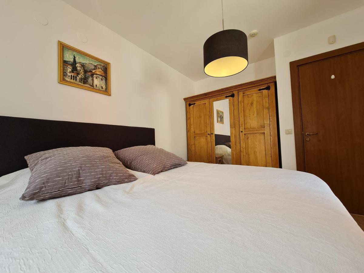 Pirin Golf Apartment Home With Private Garden Bansko Extérieur photo